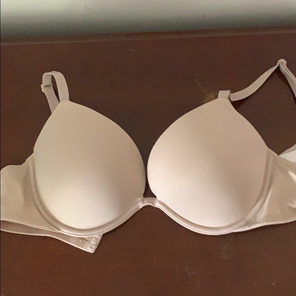 Nude bra